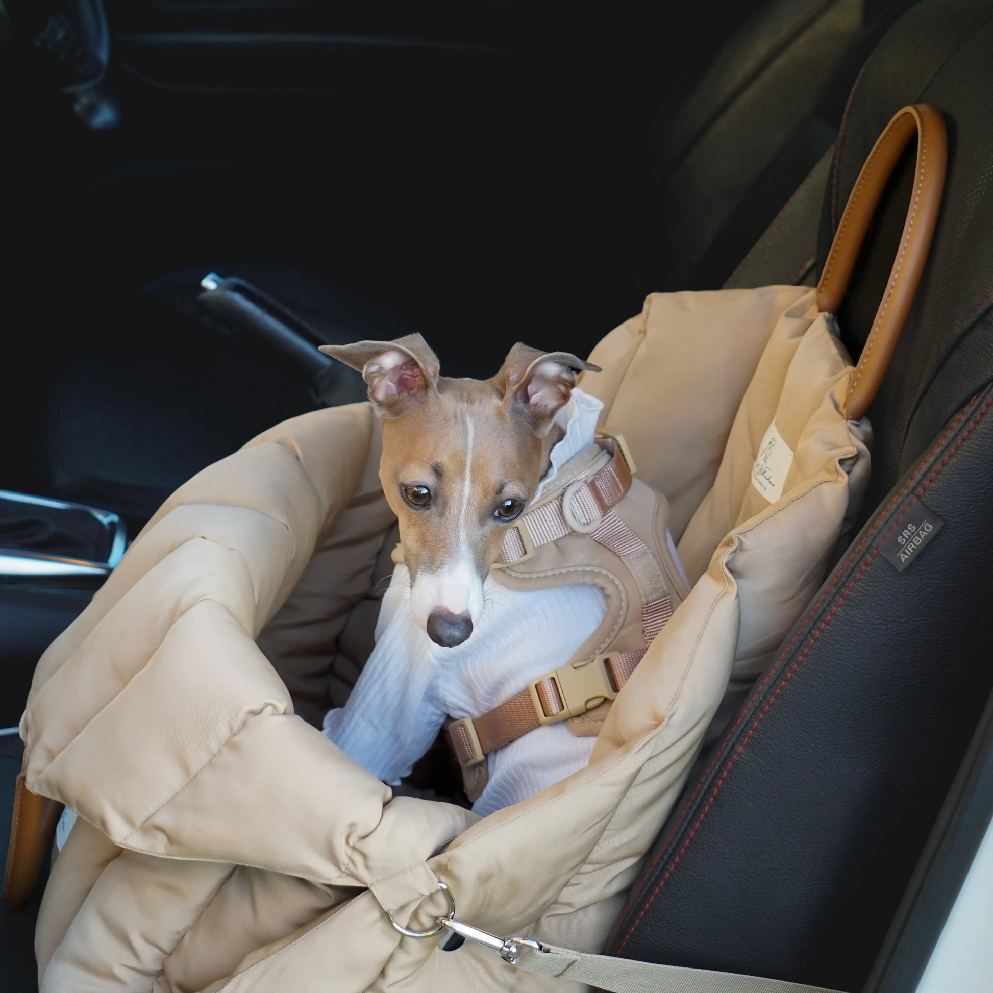 Bilsete til hund - beige - Dyrekompaniet