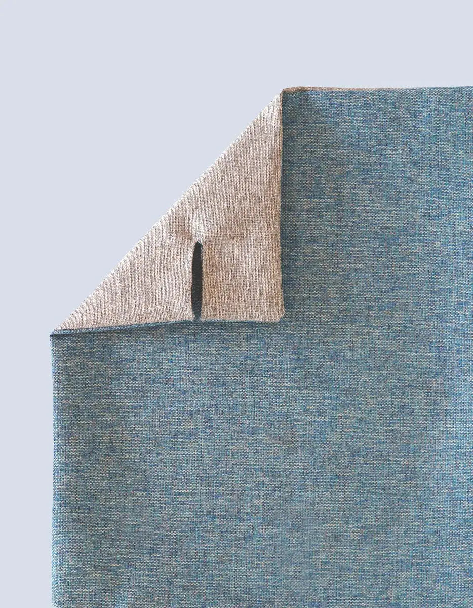 Solid katteseng til vindu med leke - Dyrekompaniet